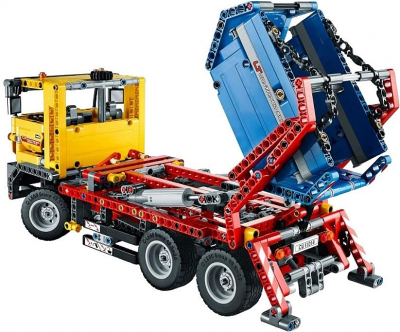 Конструктор LEGO Technic Контейнеровоз 42024